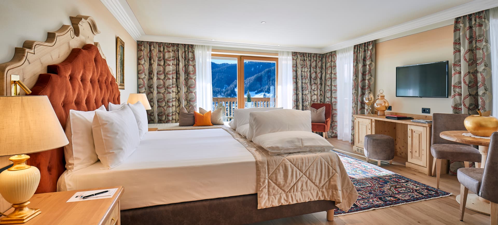 Hotel Sassongher / Corvara