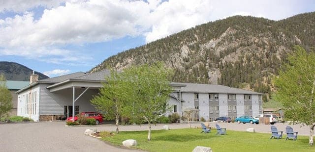 Whitewater Inn