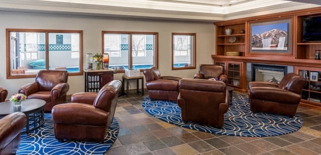 Wood River Inn and Suites