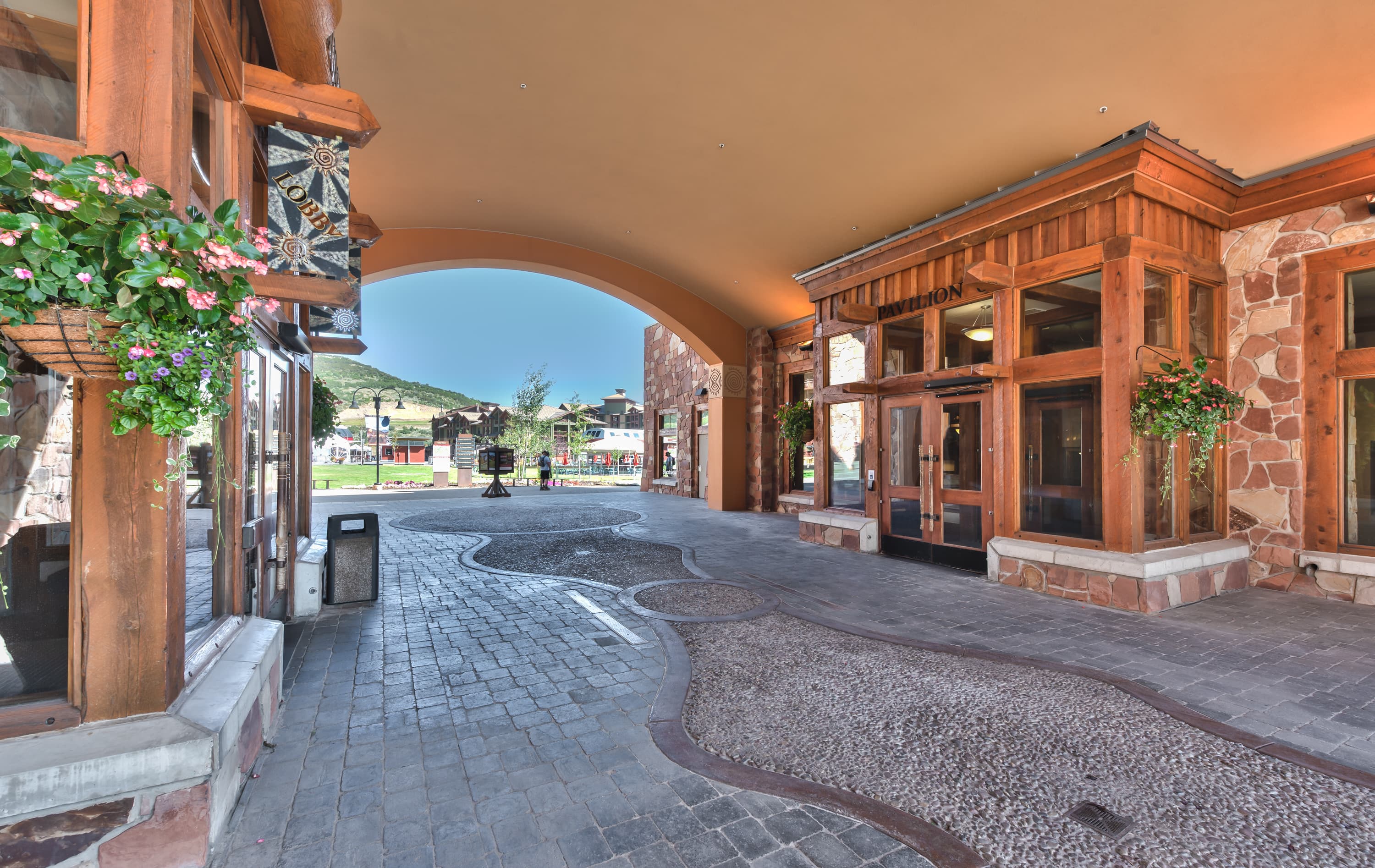 Entrance with gondola seen in background