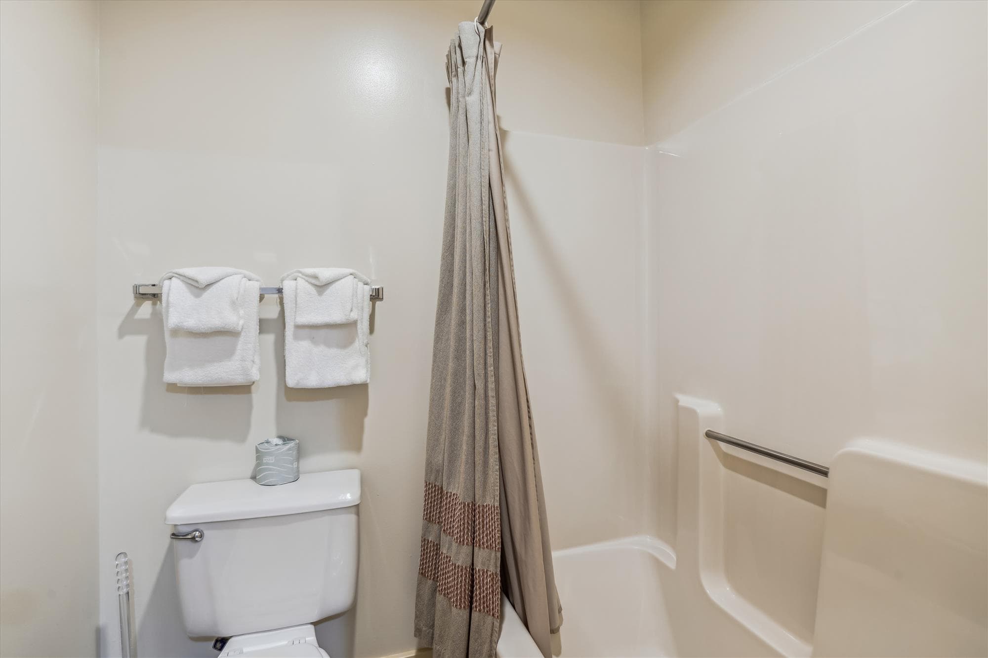 Shower/tub combo
