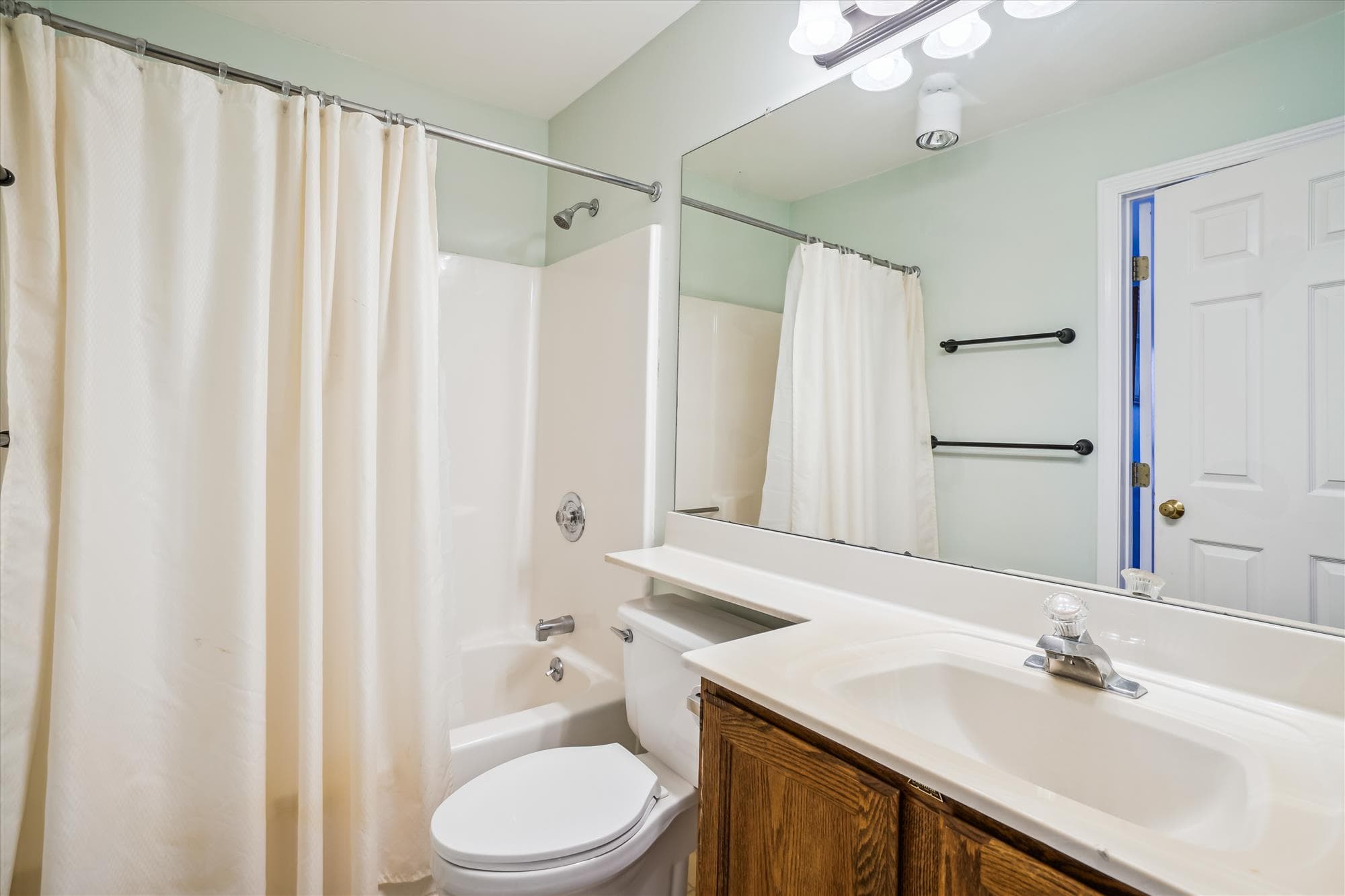 Tub and shower combo.