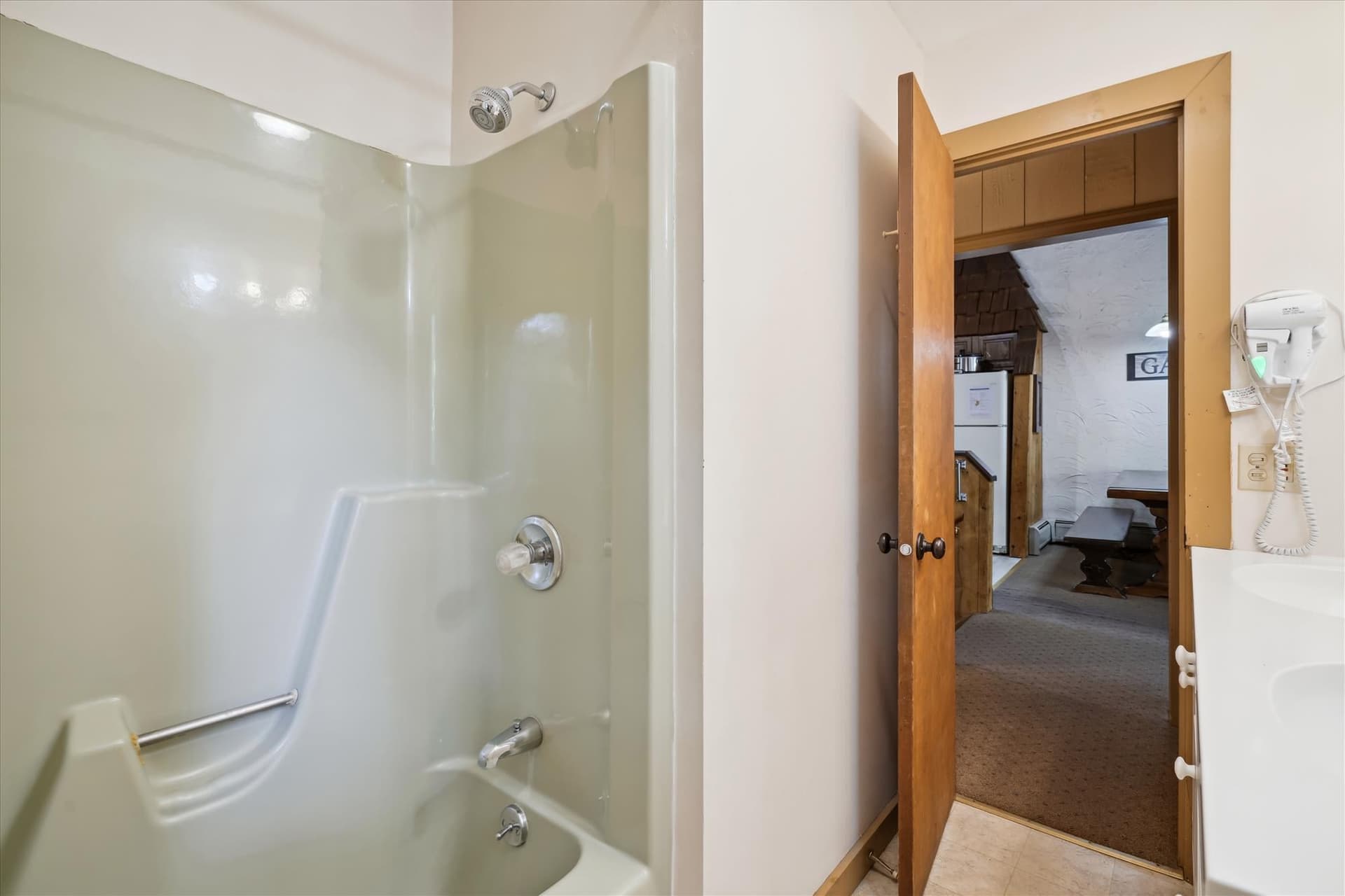 Shower/tub combo
