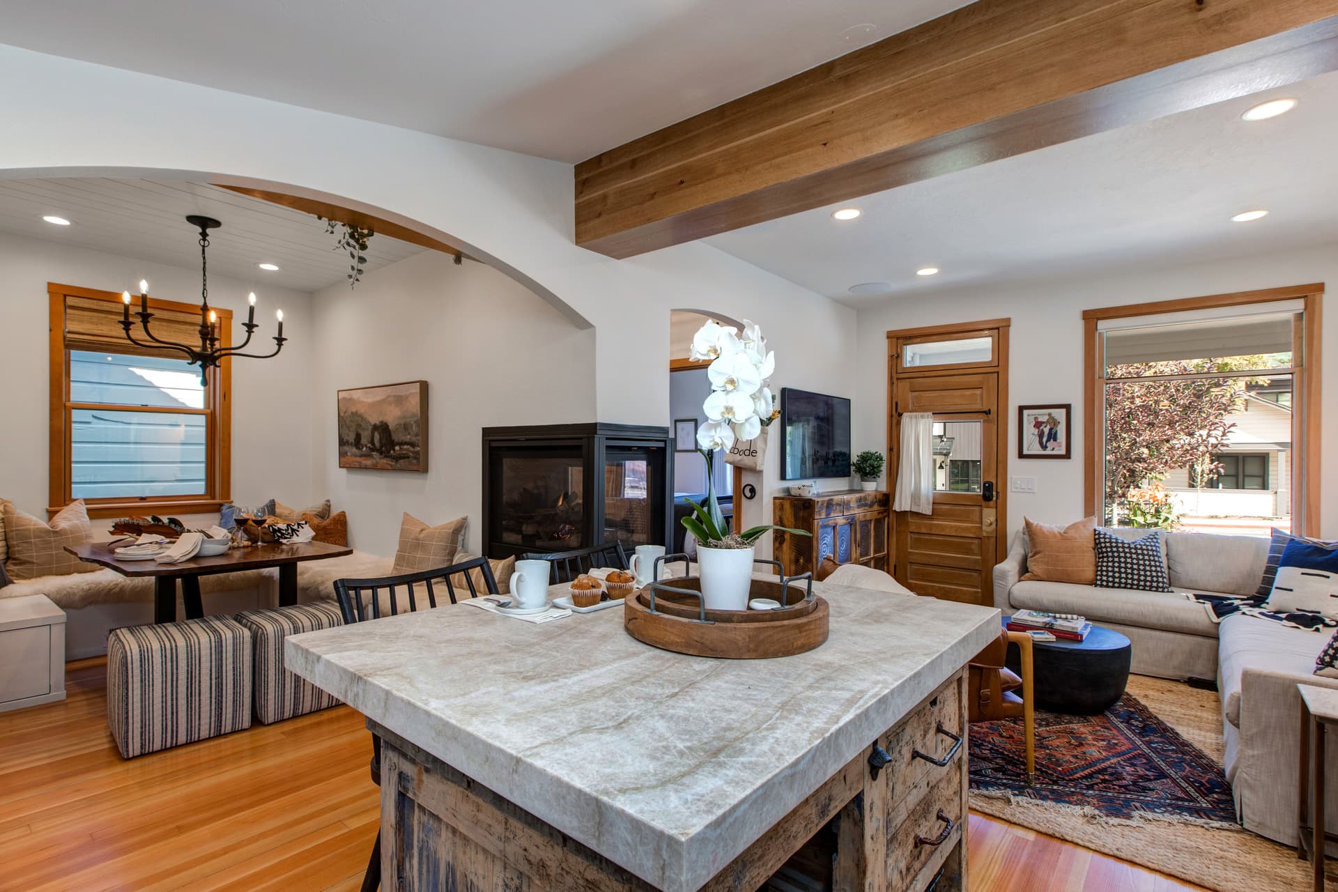 Open concept kitchen, dining area and living room.