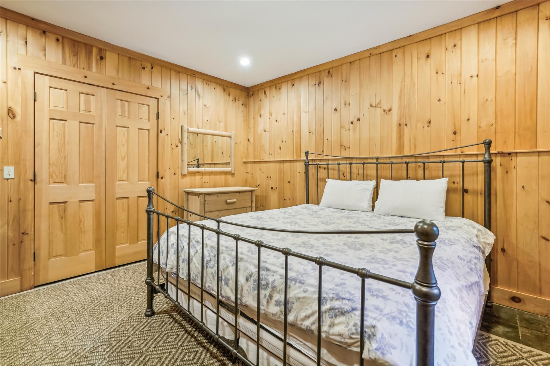 Queen bed