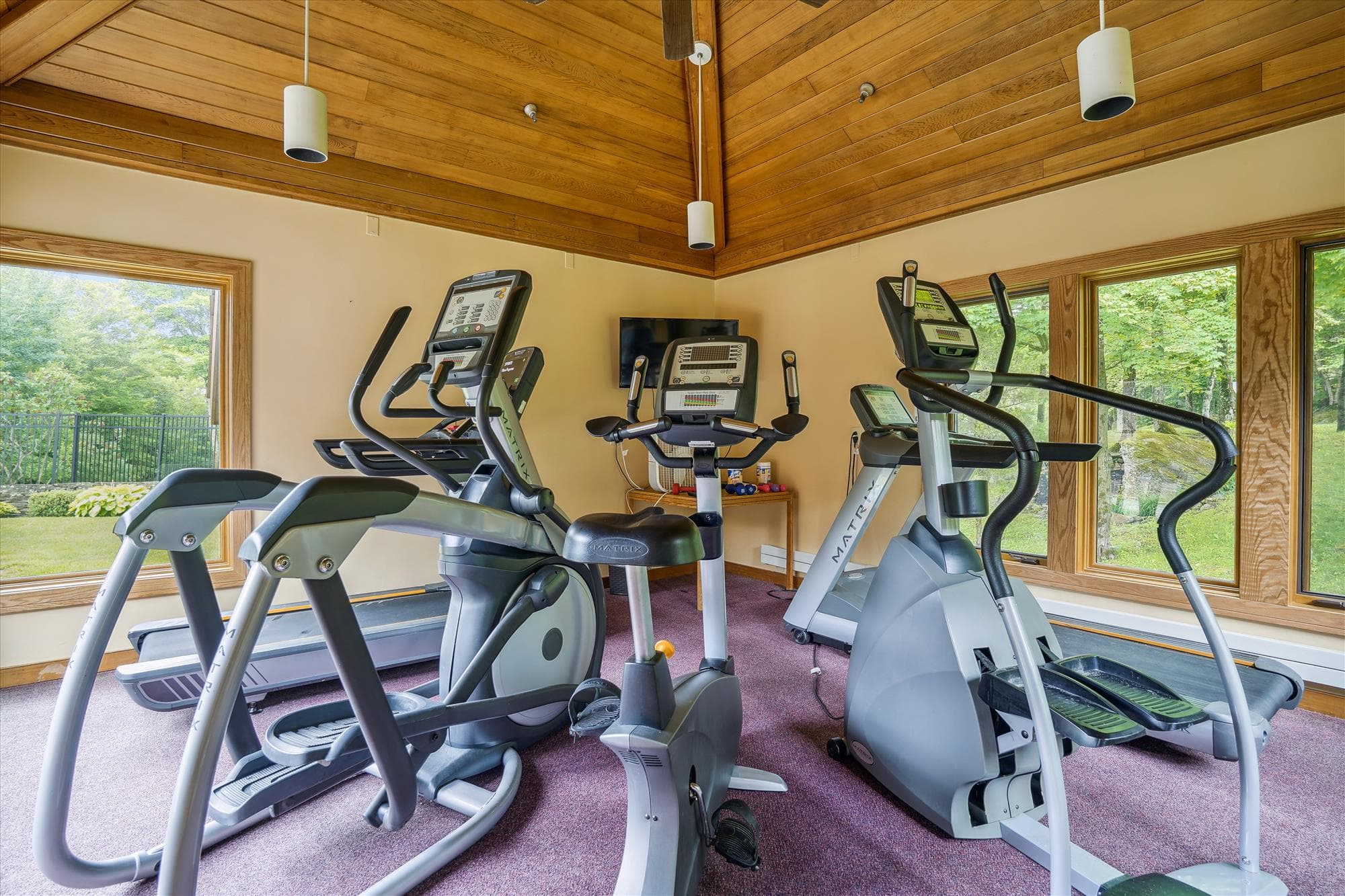 Small cardio room at the sports center