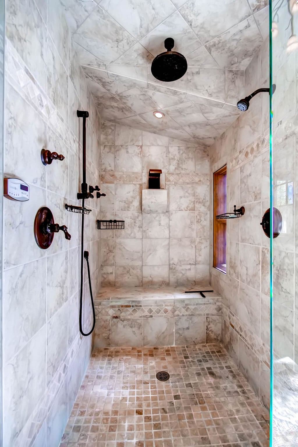 Bathroom - Hatari Lodge - Breckenridge Vacation Rental