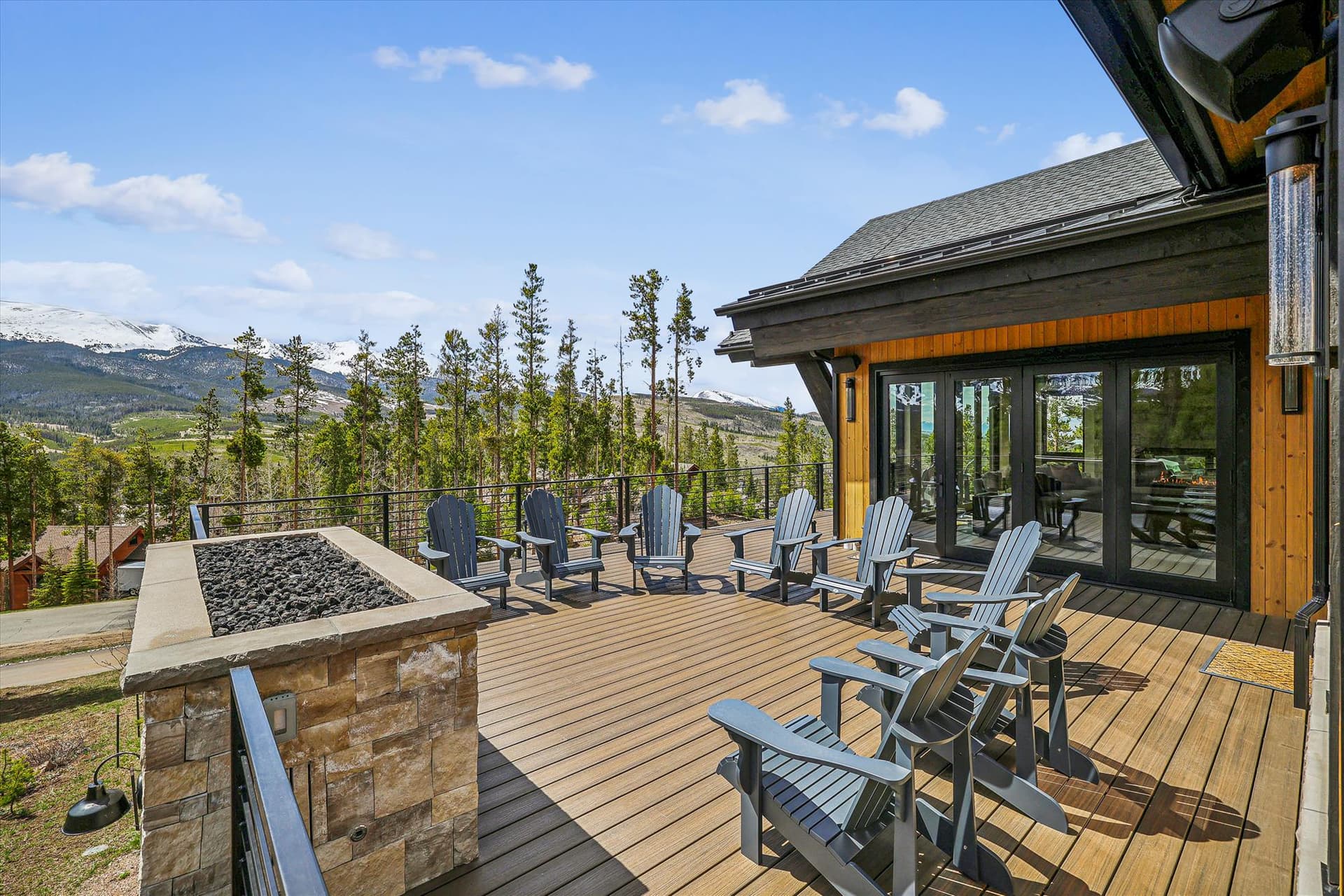 Exterior, The Crowne Summit, Breckenridge Vacation Rental