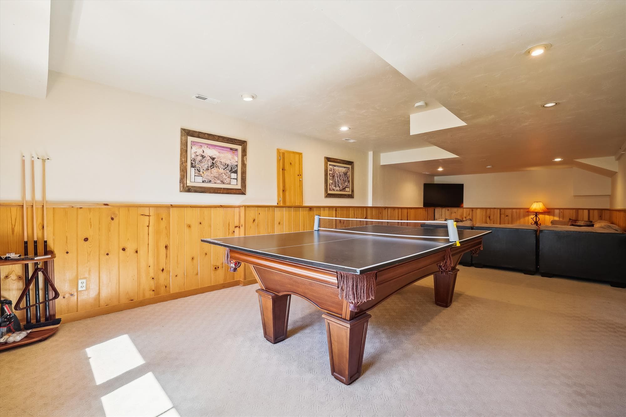 Living Area - Hamilton Creek Cabin - Silverthorne Vacation Rental