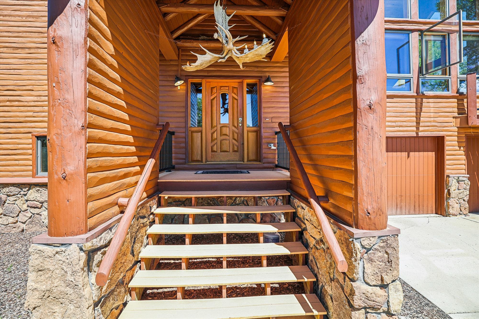 Exterior - Hamilton Creek Cabin - Silverthorne Vacation Rental