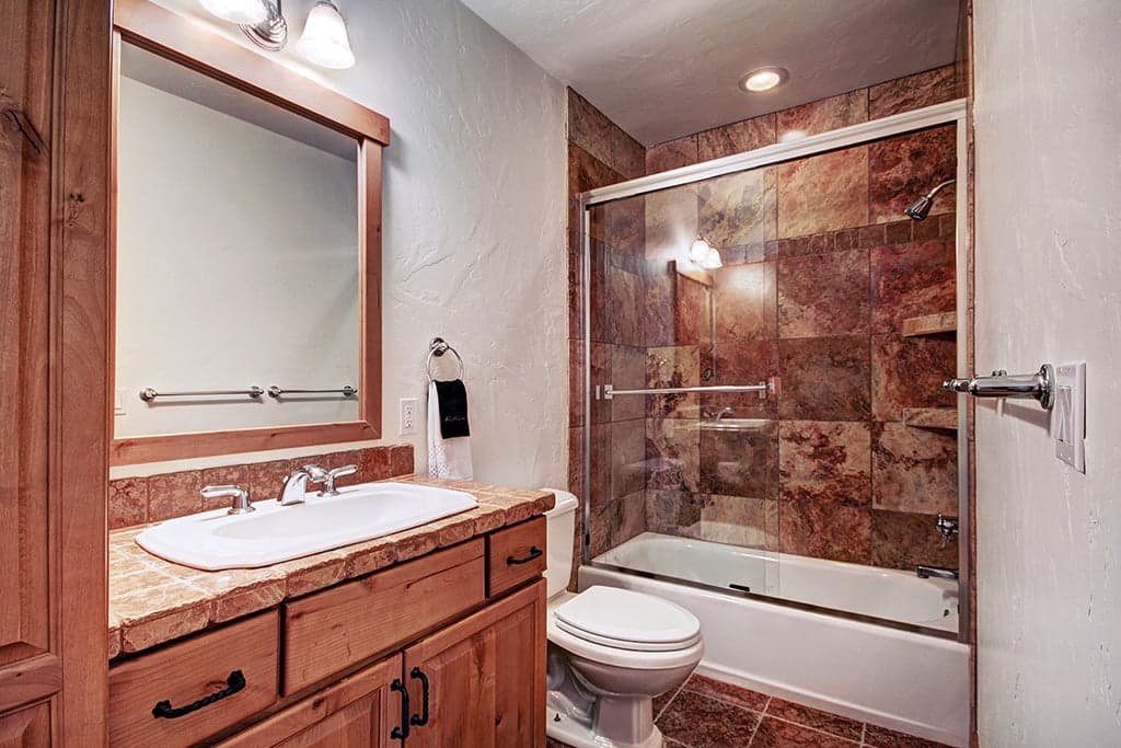 Bathroom - Pine Needle Lodge - Breckenridge Vacation Rental