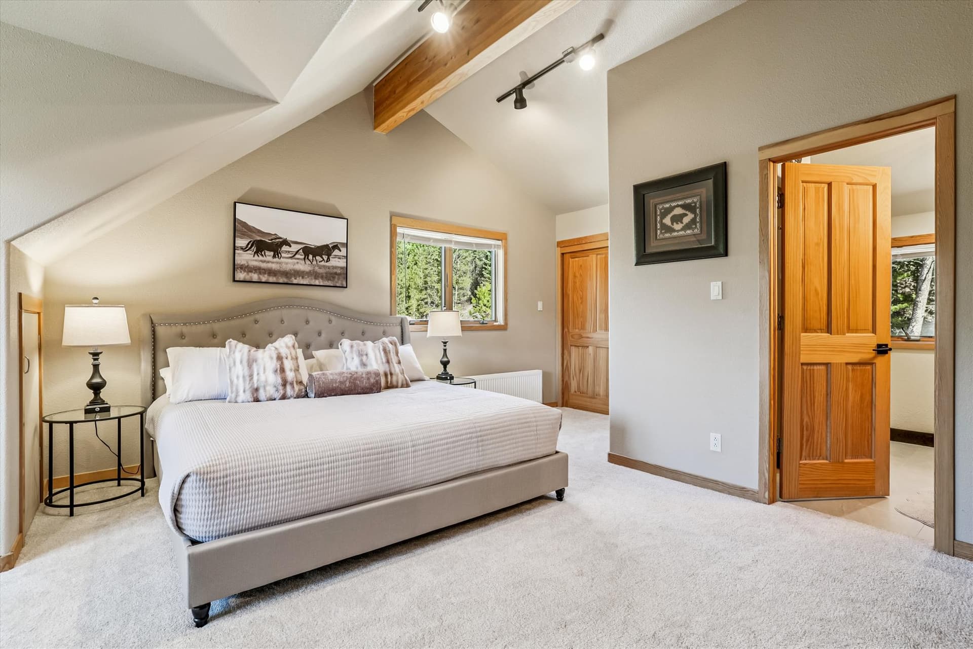 Bedroom - Mountain Serenity Retreat - Blue River Vacation Rental