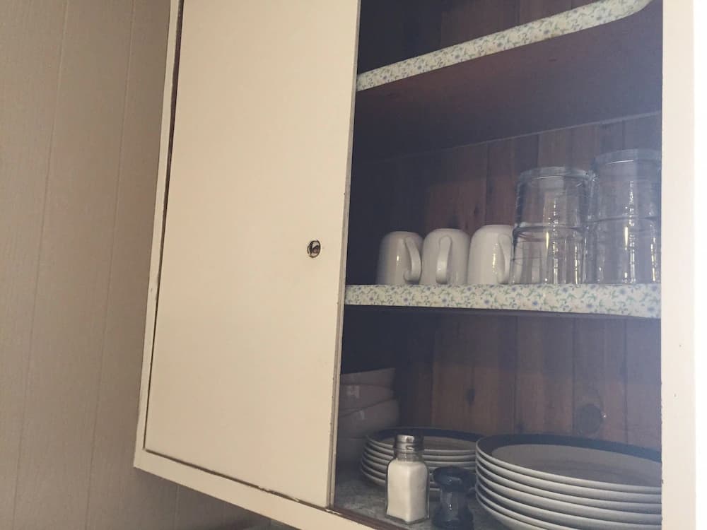 Room Service - Dining