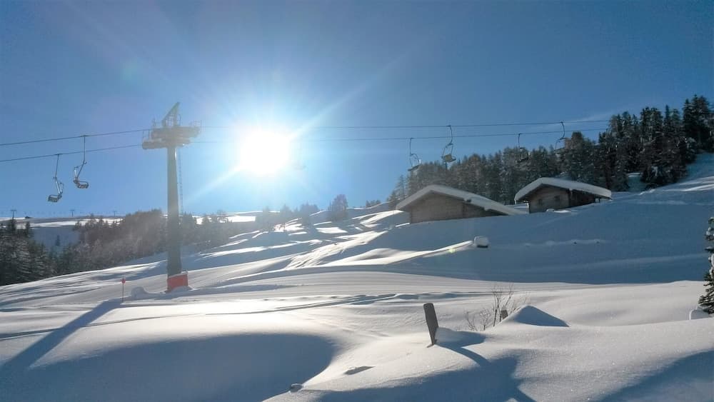 Skiing