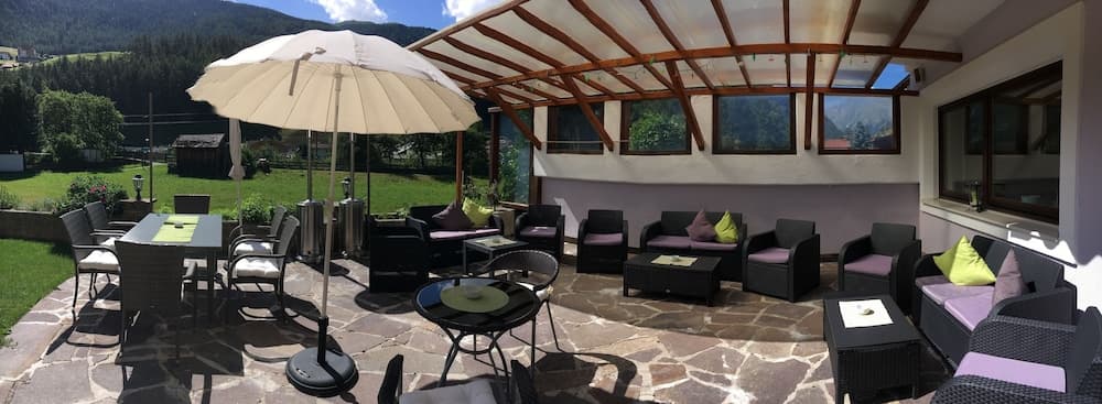 Sundeck