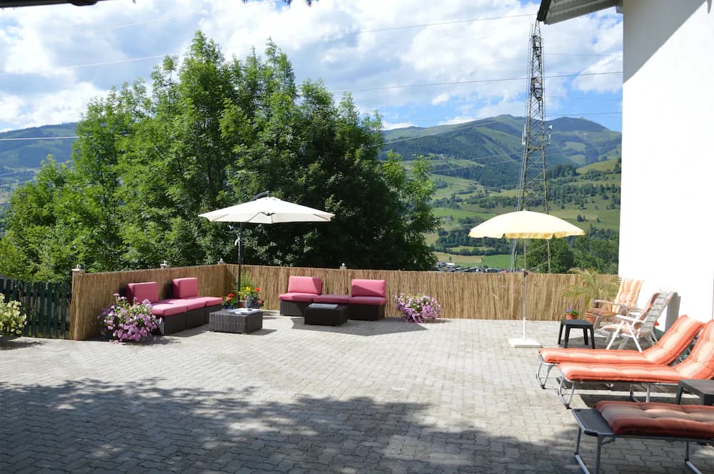Sundeck