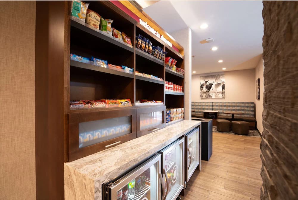 Snack bar