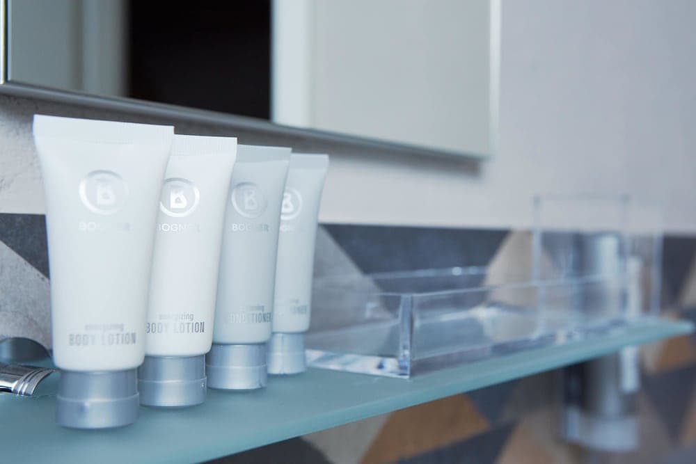 Bathroom amenities