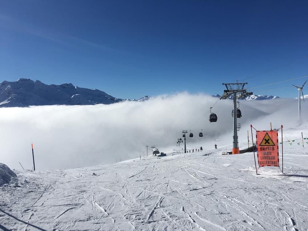 Snow and ski sports