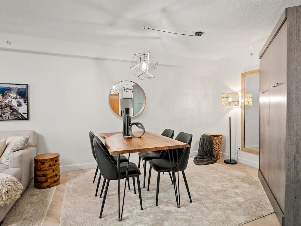 In-room dining