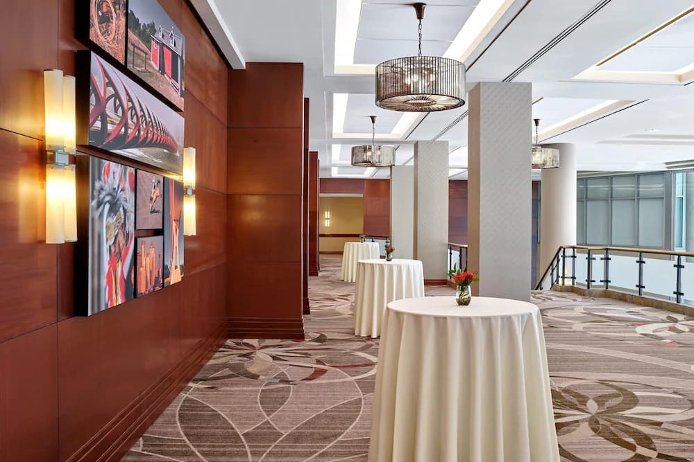 Meeting facility