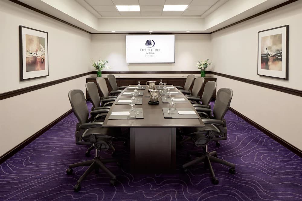 Meeting facility