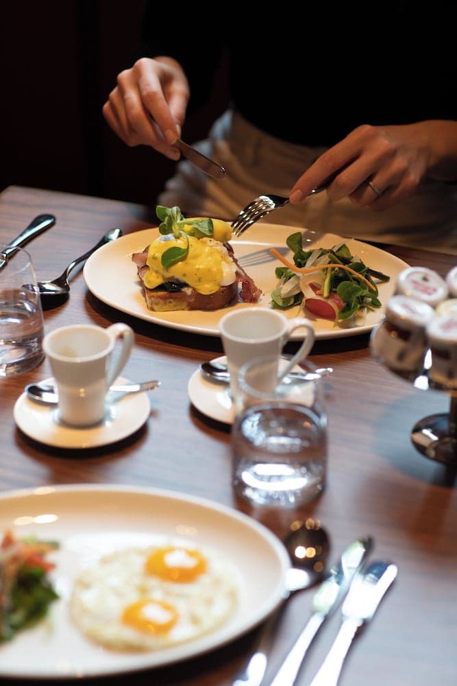 Breakfast buffet