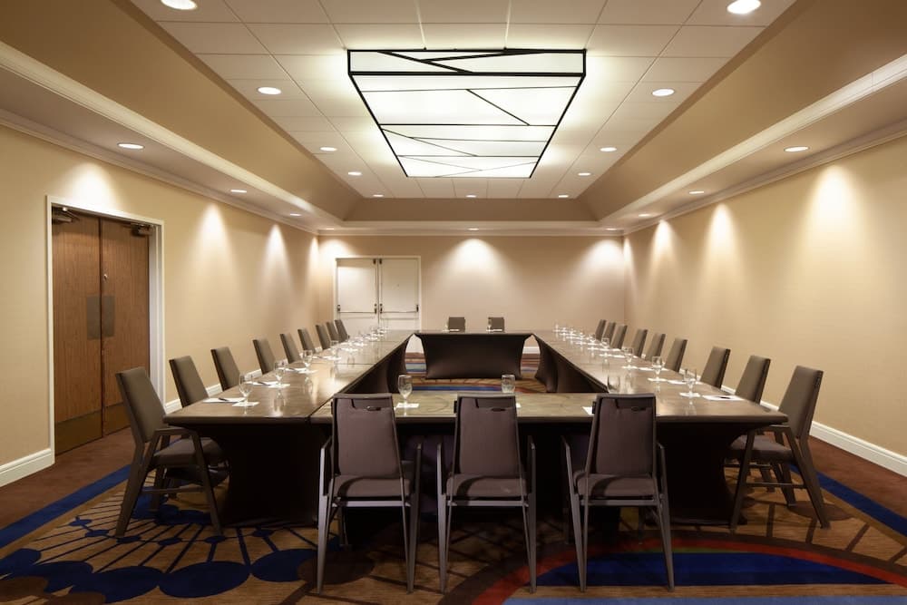 Meeting facility