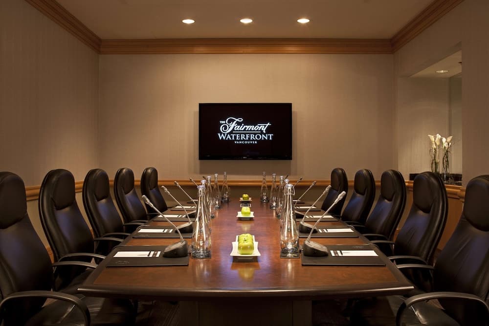 Meeting facility