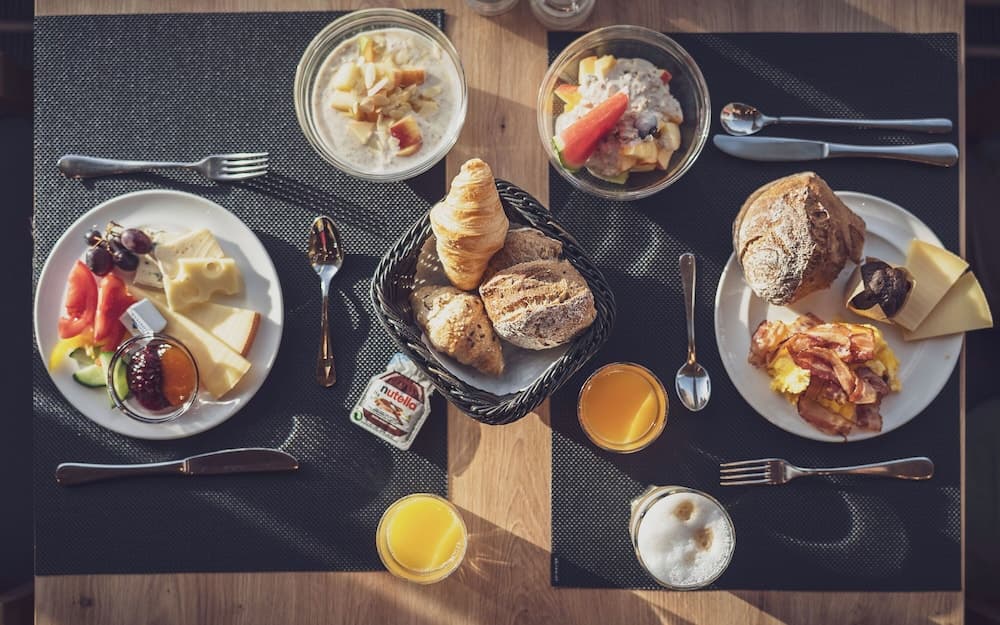 Breakfast buffet