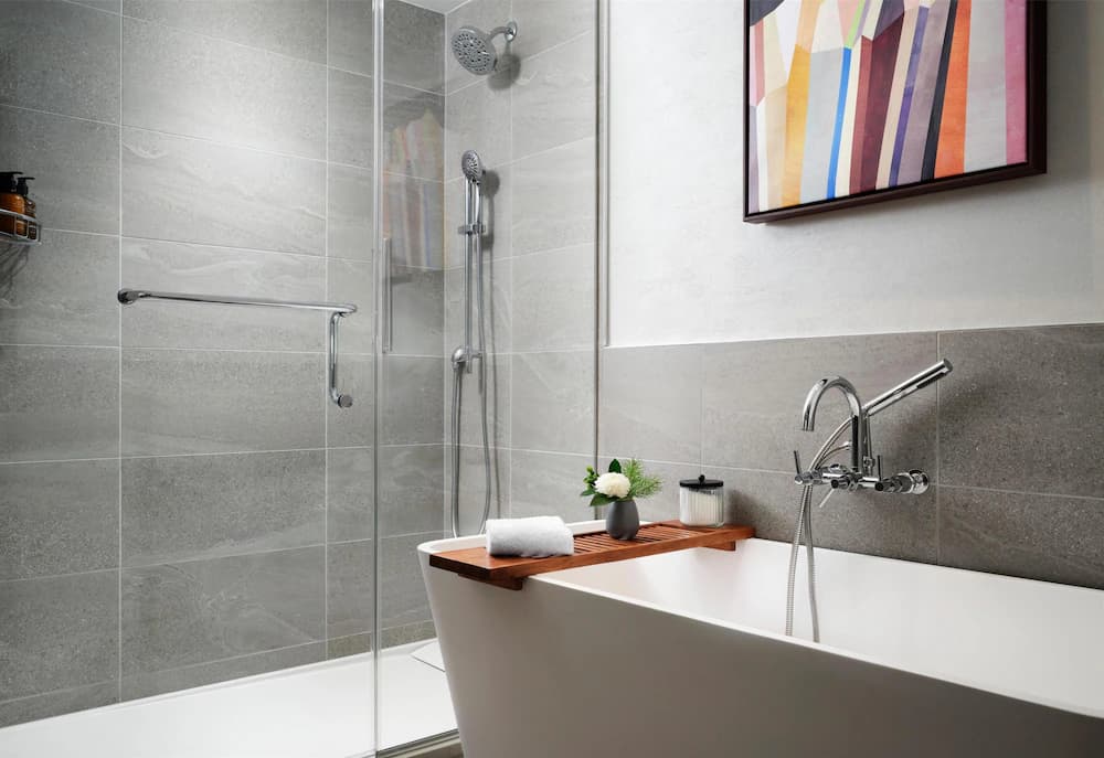 Bathroom shower