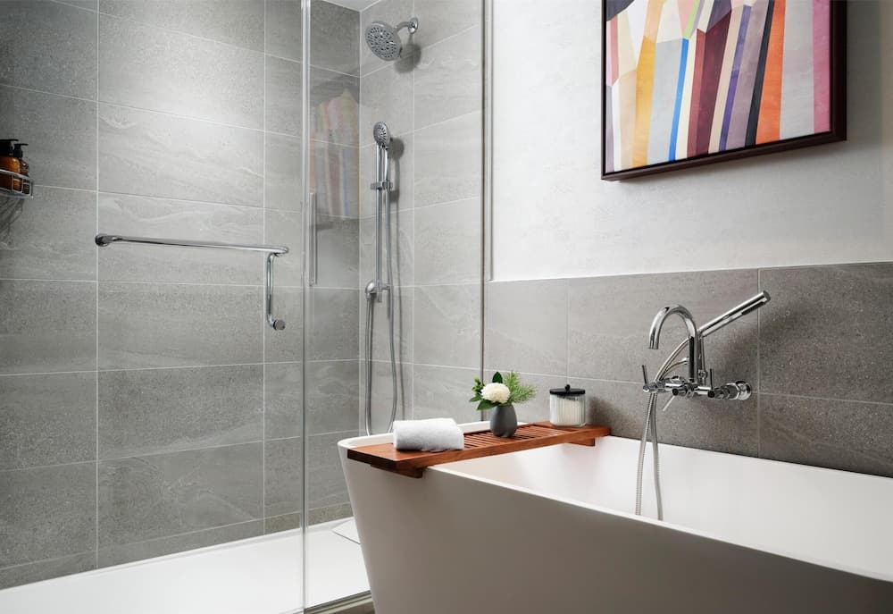 Bathroom shower