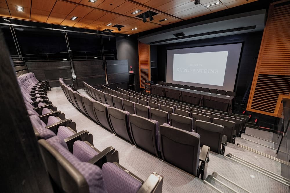Meeting facility
