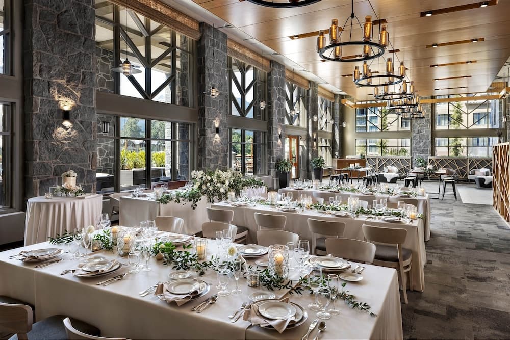Banquet hall
