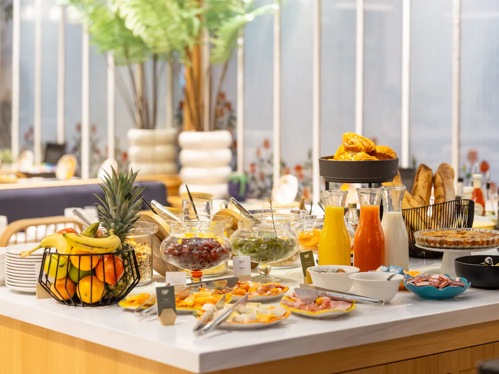 Breakfast buffet