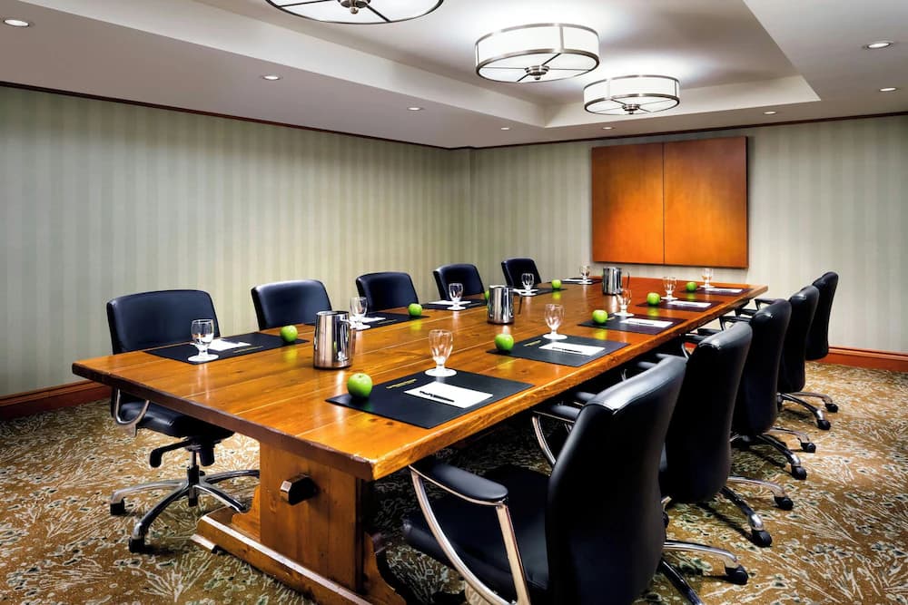 Meeting facility