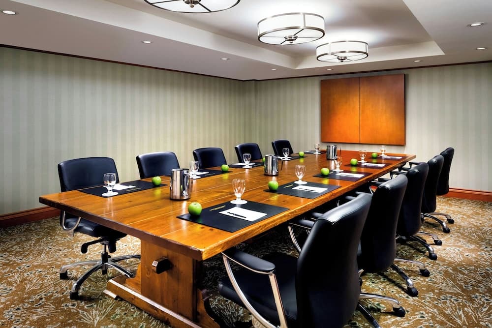Meeting facility
