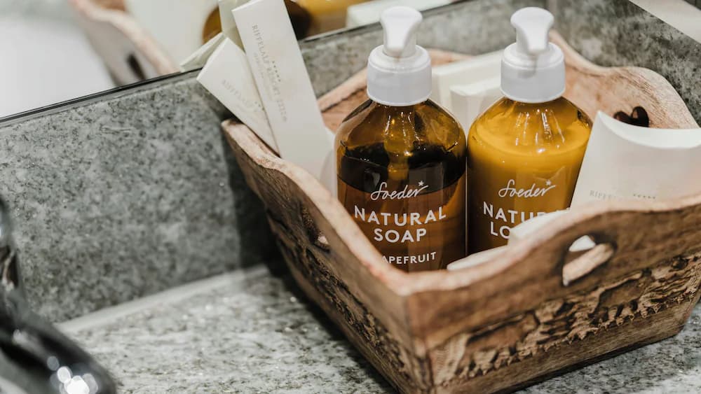 Bathroom amenities