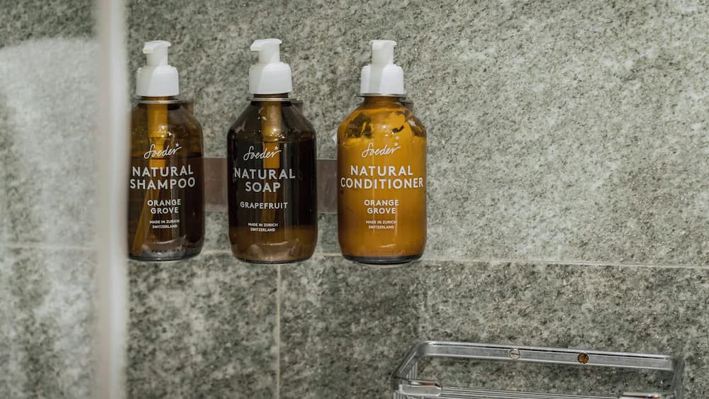 Bathroom amenities