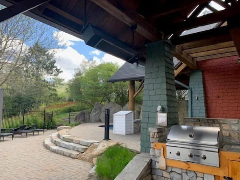 BBQ/picnic area