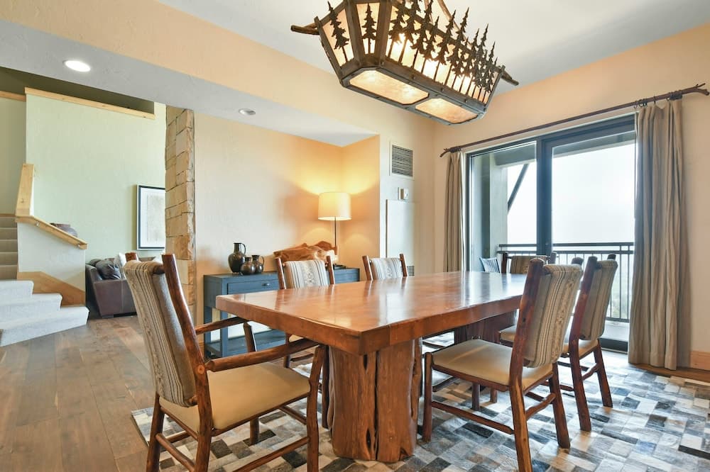 In-room dining