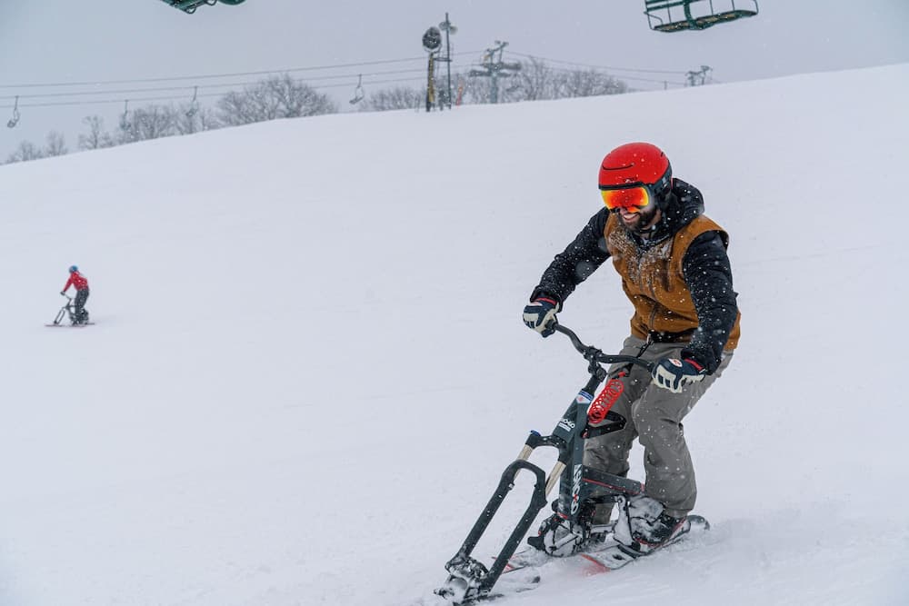 Snow and ski sports