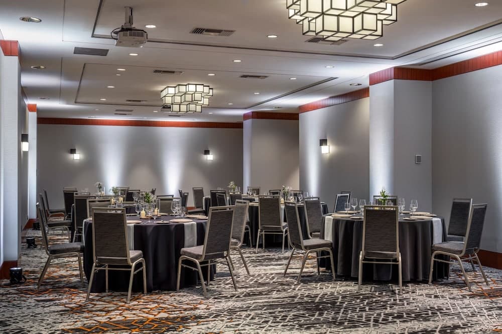 Meeting facility