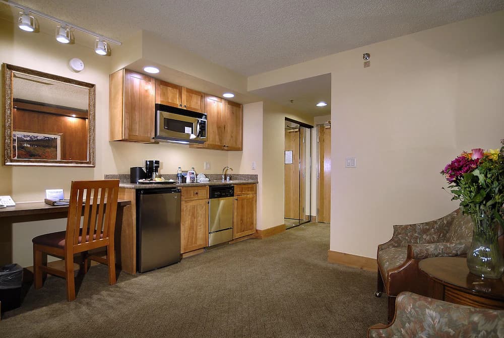 Private kitchenette