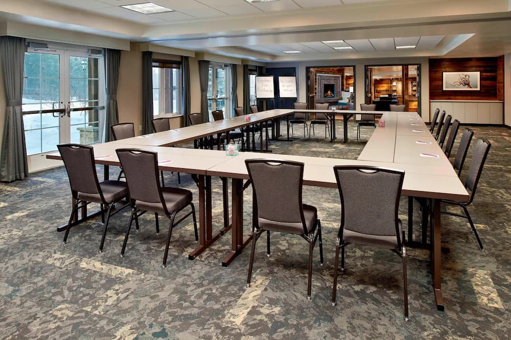 Meeting facility