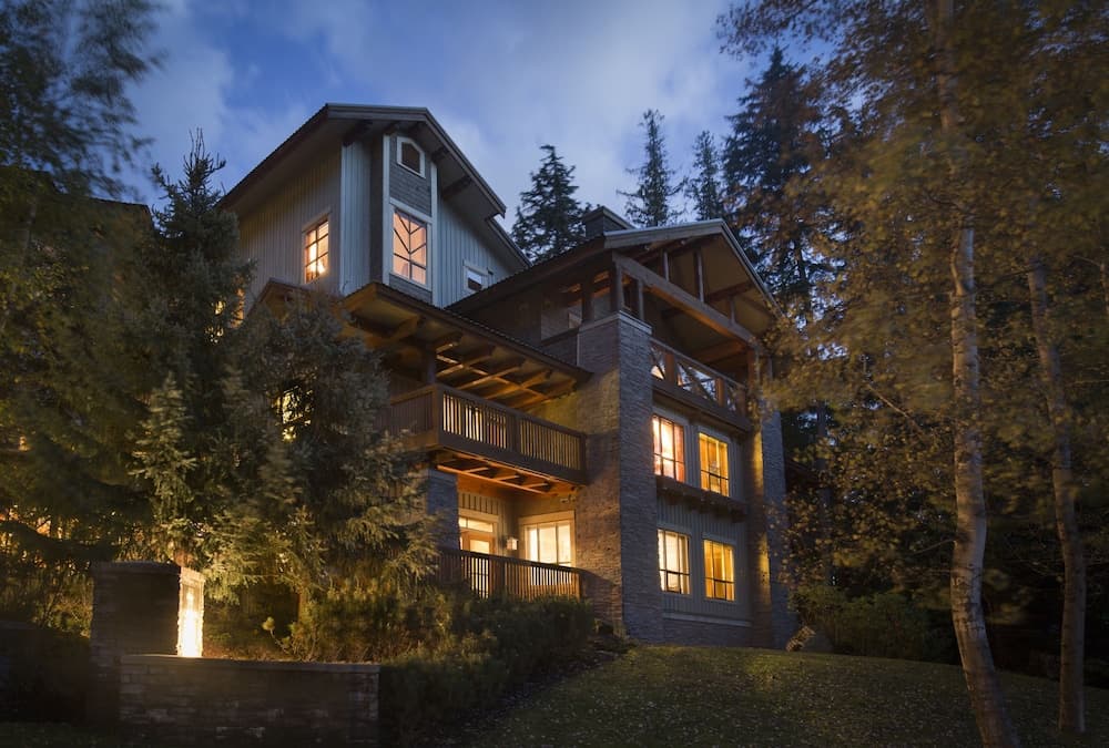 Front of property - evening/night