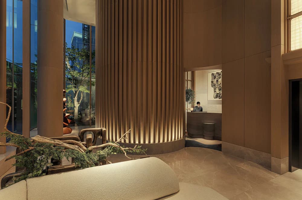 Concierge desk