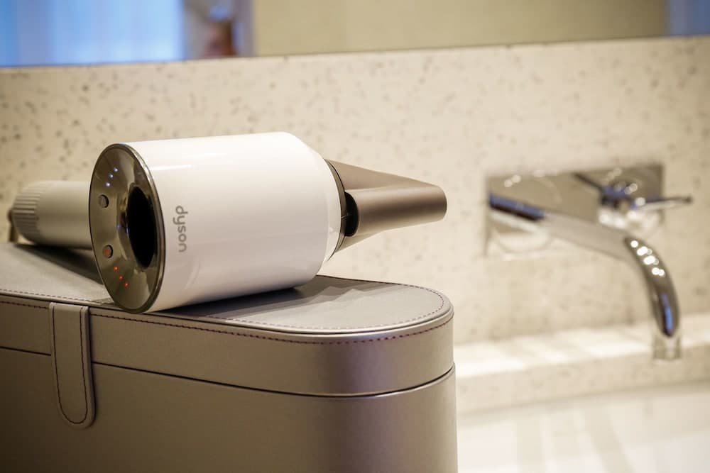 Bathroom amenities