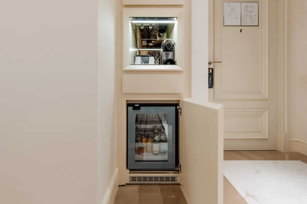 Minibar