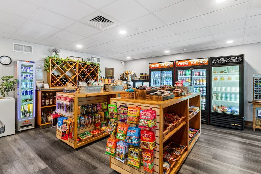 Gift shop
